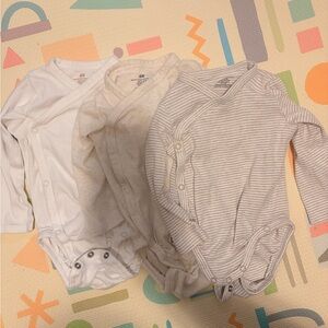 H&M White and Cream Striped Kids Bodysuits